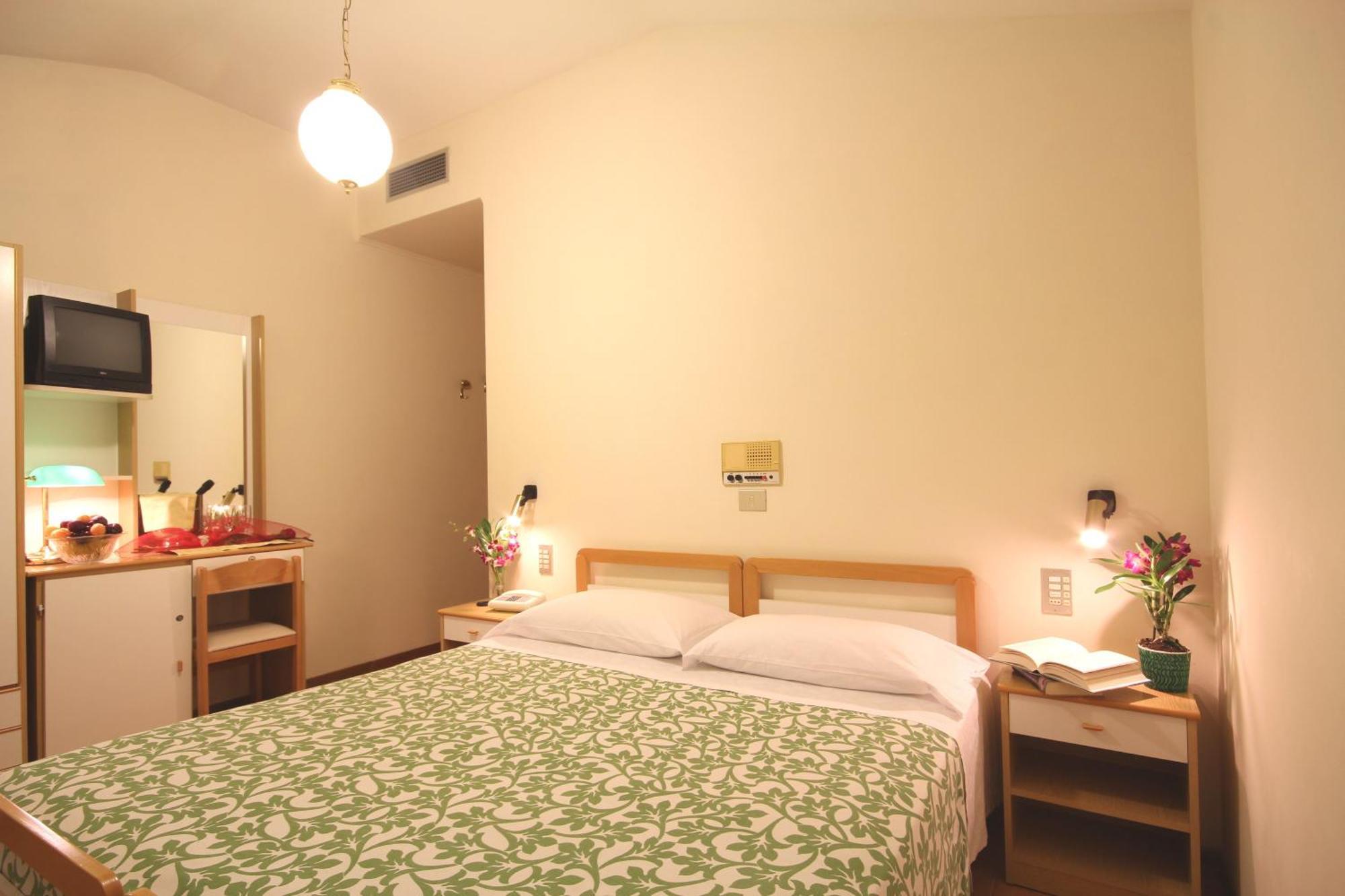 Hotel Villa Luca Chianciano Terme Quarto foto