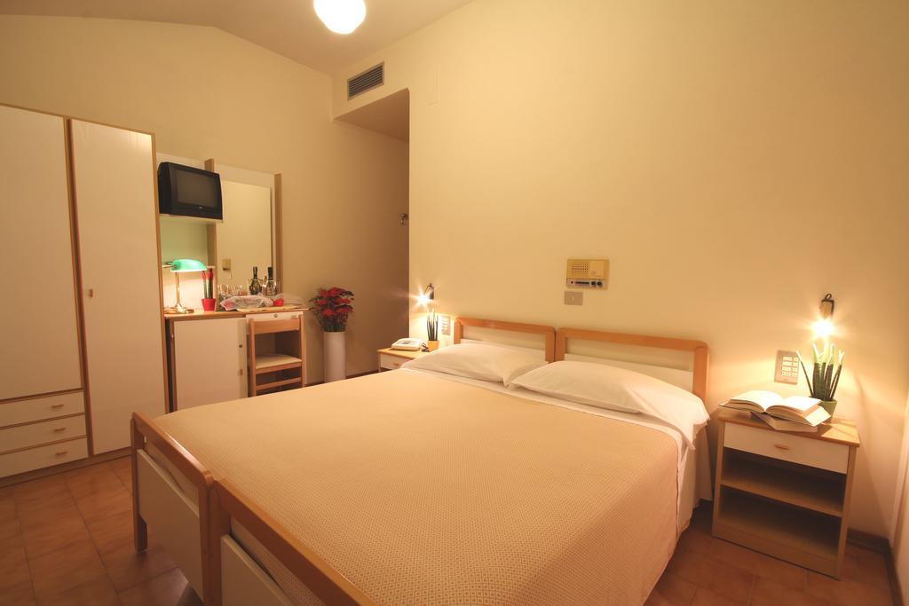 Hotel Villa Luca Chianciano Terme Quarto foto